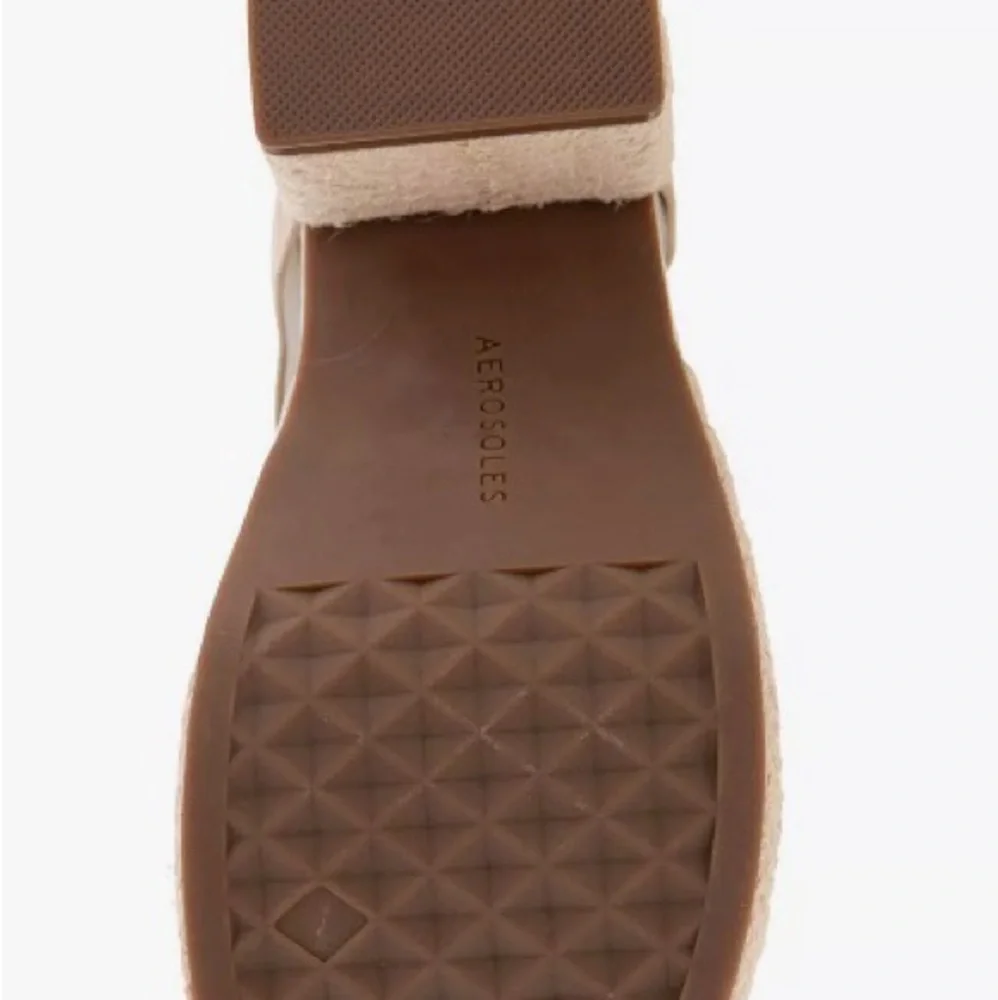 AEROSOLES Beige Platform Espadrille Sandals